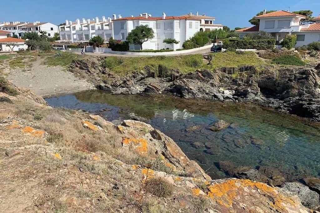 Beachfront Duplex With Terrace And Sea Views - Cadaques 0*,