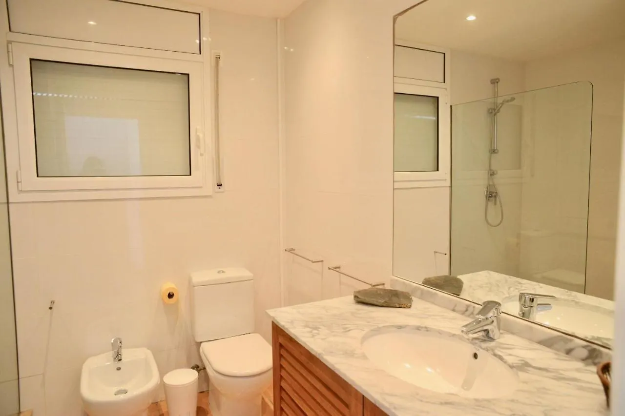 Beachfront Duplex With Terrace And Sea Views - Cadaques Holiday home
